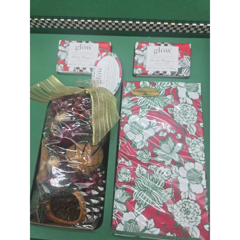 MACKENZIE CHILDS Glow Winter Home Apothecary Bouquet Essential Farmhouse Box